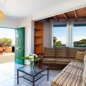  Apartment La Gaviota - Maxi